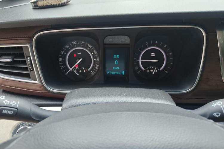 Used Buick GL8 2017 25S Luxury Version China V Standard Instrument Cluster