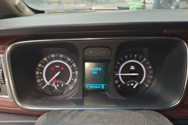 Used Buick GL8 2017 25S Comfort Version China V Standard Instrument Cluster