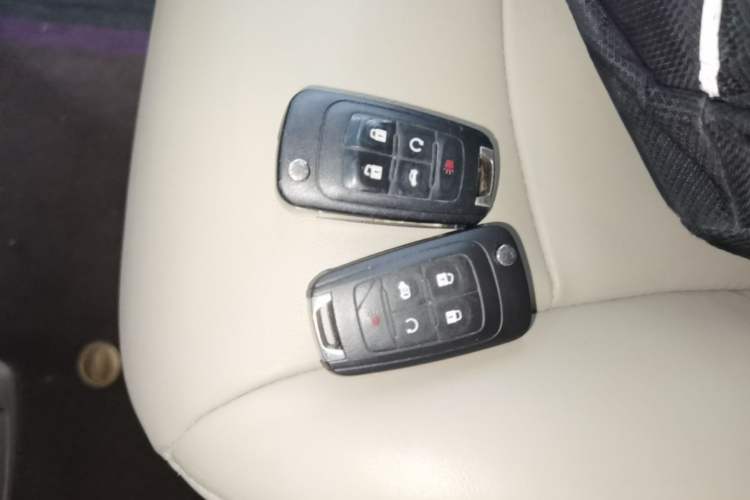 Used Buick GL8 2017 25S Prestige Version China V Standard Interior 1
