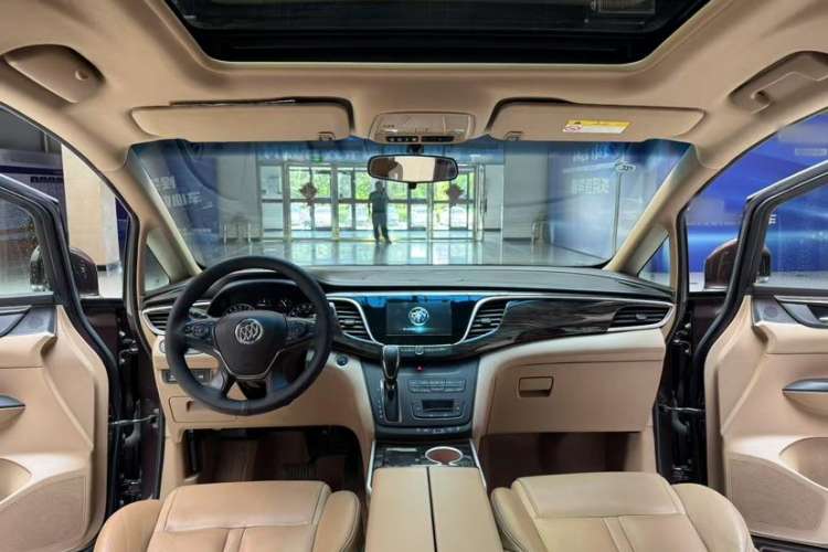 Used Buick GL8 2017 ES 28T Premium Version China V Standard Interior 1