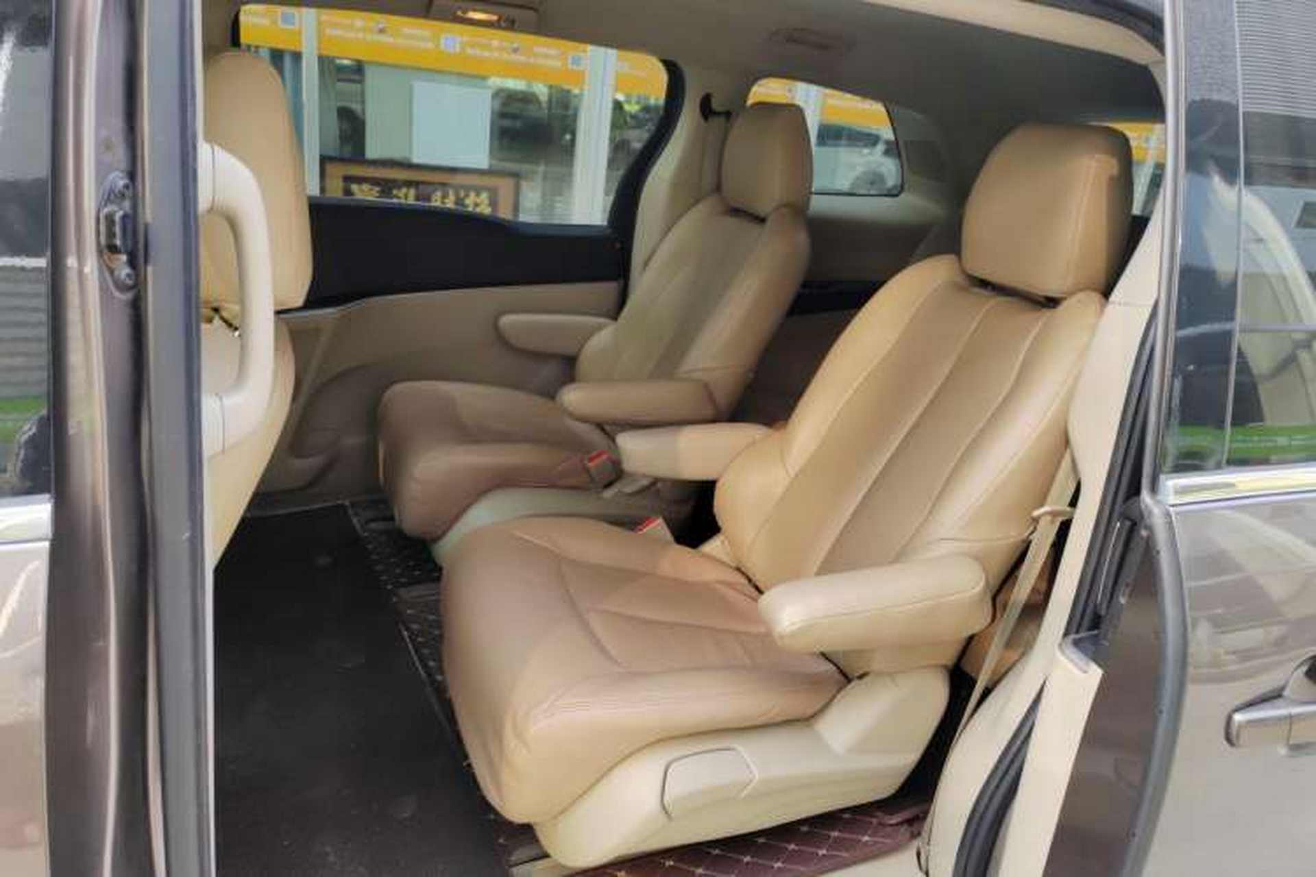 Used Buick GL8 2017 25S Comfort Version China V Standard Interior 1