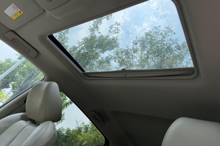 Used Buick GL8 2017 25S Prestige Version China V Standard Interior 12
