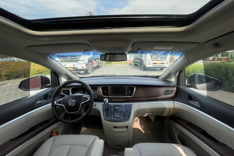Used Buick GL8 2017 25S Prestige Version China V Standard Interior 2