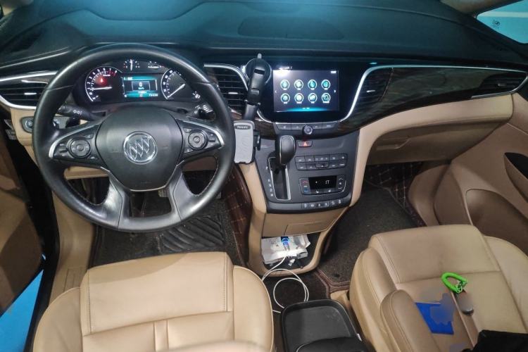 Used Buick GL8 2017 ES 28T Premium Version China V Standard Interior 2