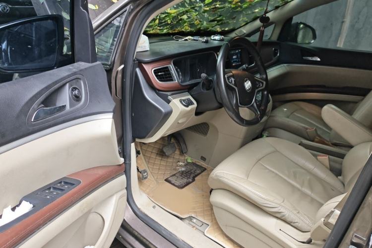 Used Buick GL8 2017 25S Luxury Version China V Standard Interior 3