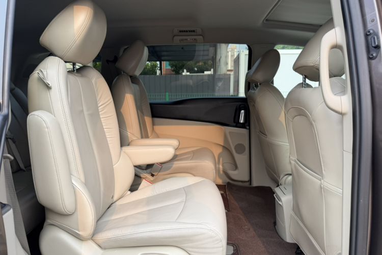Used Buick GL8 2017 25S Luxury Version China V Standard Interior 7