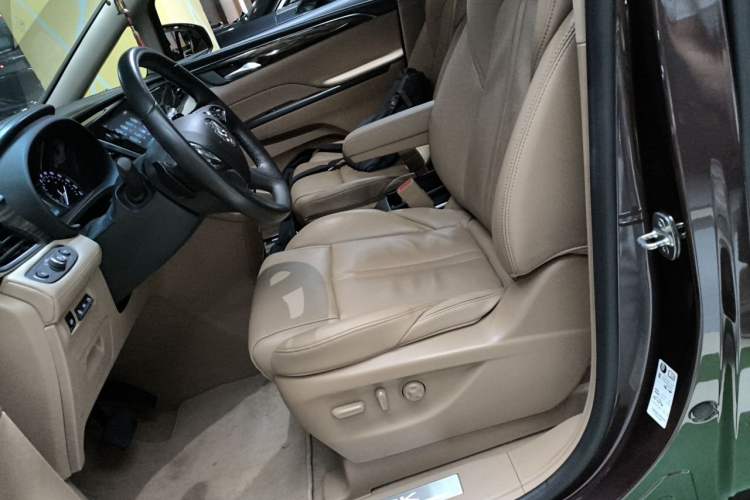 Used Buick GL8 2017 ES 28T Flagship Model China V Standard Left Front Seat