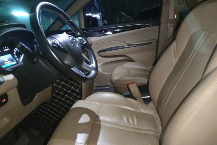 Used Buick GL8 2017 ES 28T Premium Version China V Standard Left Front Seat
