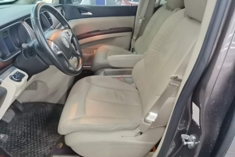 Used Buick GL8 2017 25S Prestige Version China V Standard Left Front Seat
