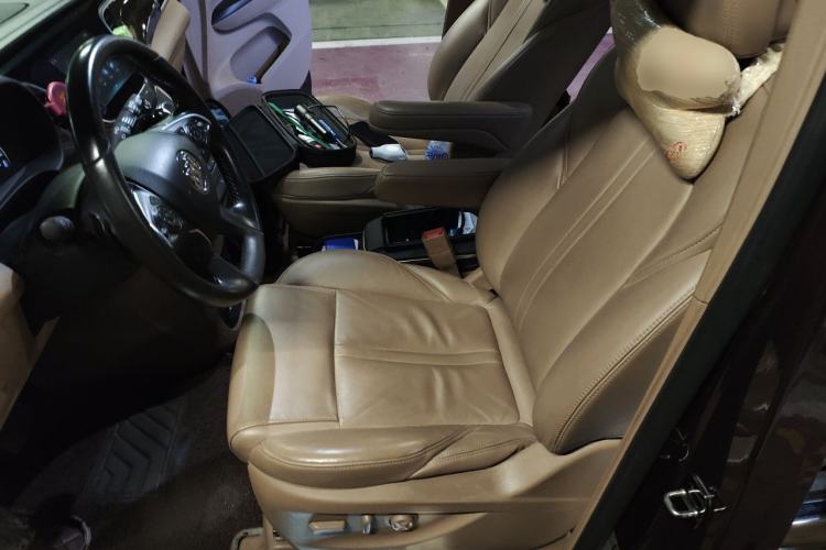 Used Buick GL8 2017 ES 28T Premium Version China V Standard Left Front Seat