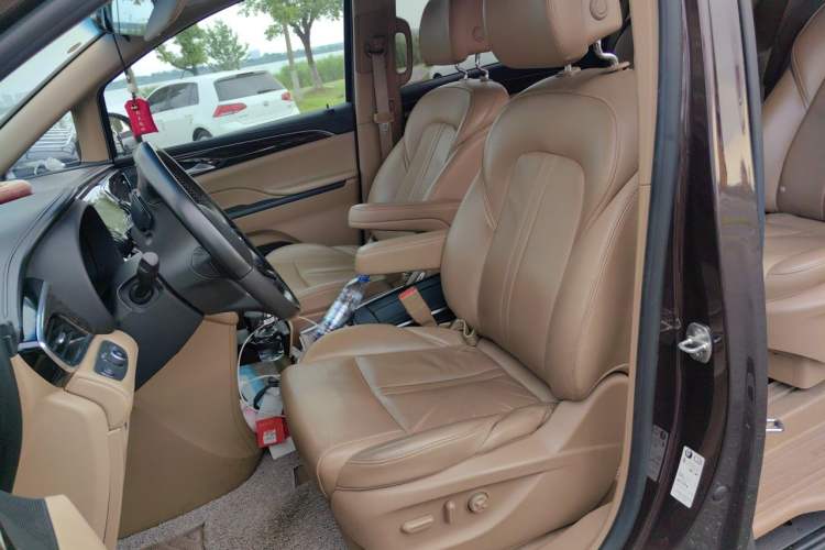 Used Buick GL8 2017 ES 28T Premium Version China V Standard Left Front Seat