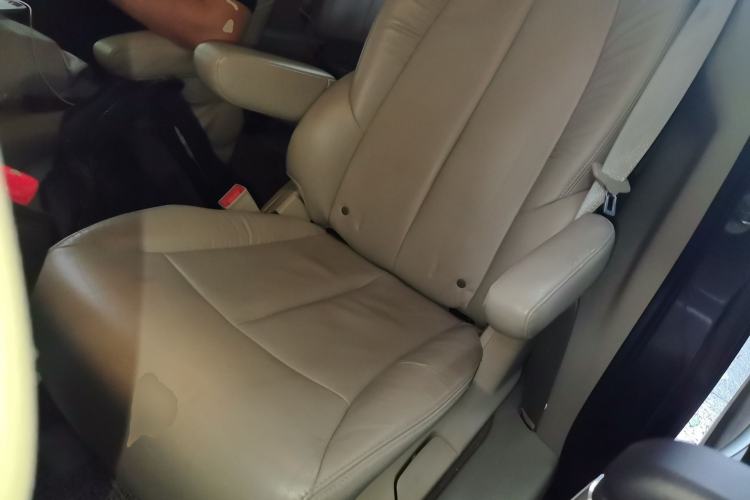 Used Buick GL8 2017 25S Luxury Version China V Standard Left Front Seat