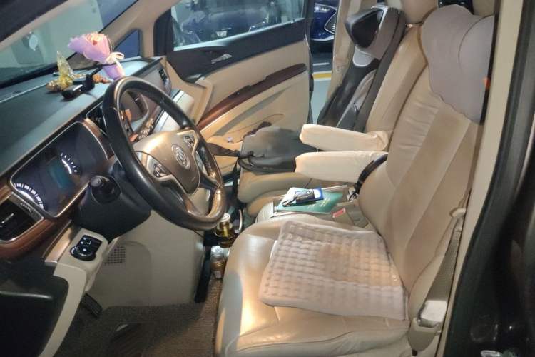 Used Buick GL8 2017 25S Prestige Version China V Standard Left Front Seat