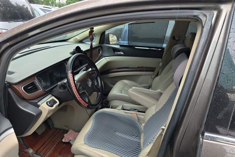 Used Buick GL8 2017 25S Luxury Version China V Standard Left Front Seat