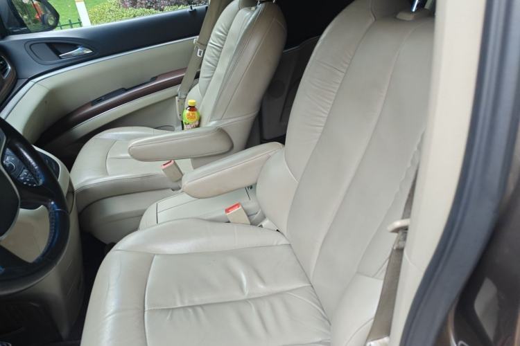 Used Buick GL8 2017 25S Luxury Version China V Standard Left Front Seat