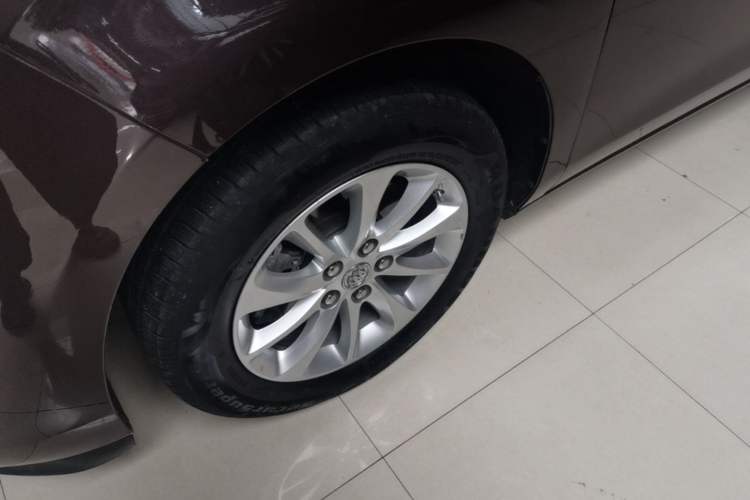 Used Buick GL8 2017 ES 28T Comfort Model China V Standard Left Front Wheel Hub