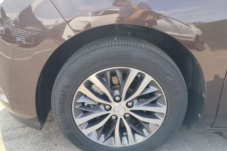 Used Buick GL8 2017 ES 28T Luxury Model China V Standard Left Front Wheel Hub