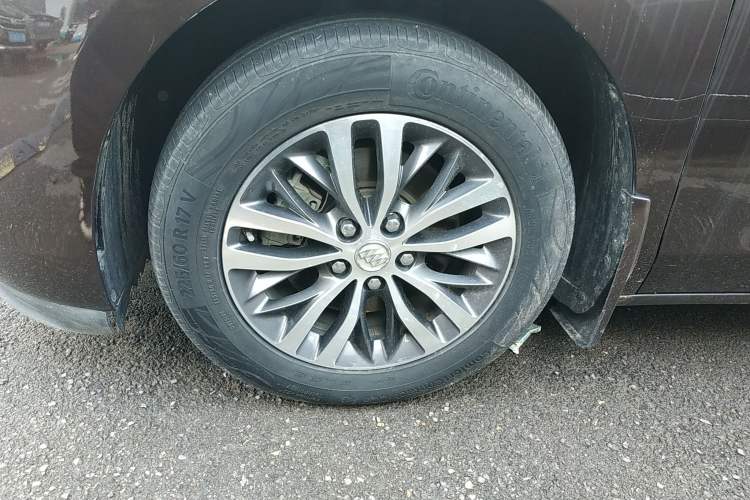 Used Buick GL8 2017 ES 28T Luxury Model China V Standard Left Front Wheel Hub