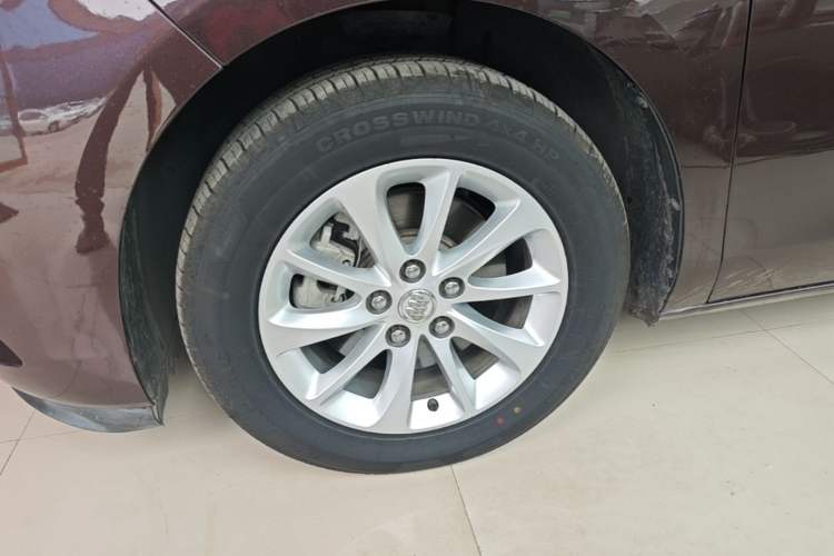 Used Buick GL8 2017 ES 28T Comfort Model China V Standard Left Front Wheel Hub