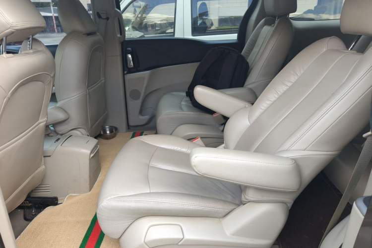 Used Buick GL8 2017 25S Luxury Version China V Standard Left Rear Seat