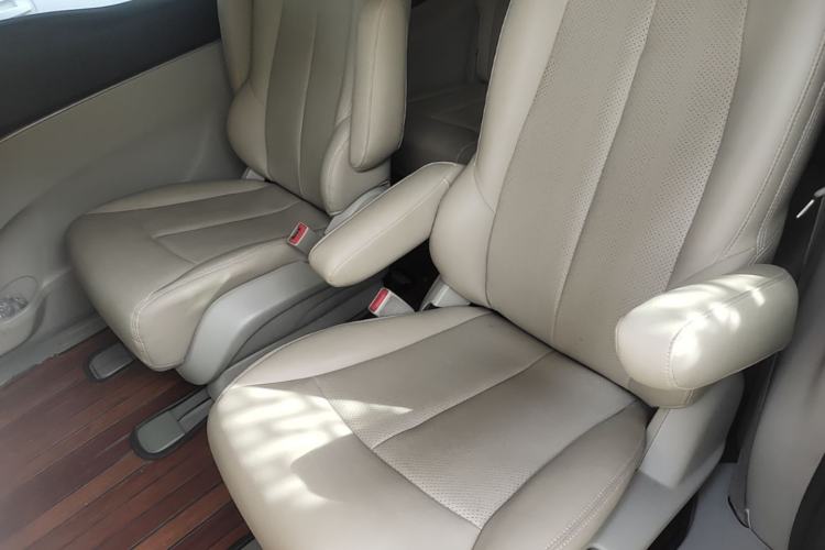 Used Buick GL8 2017 25S Luxury Version China V Standard Left Rear Seat