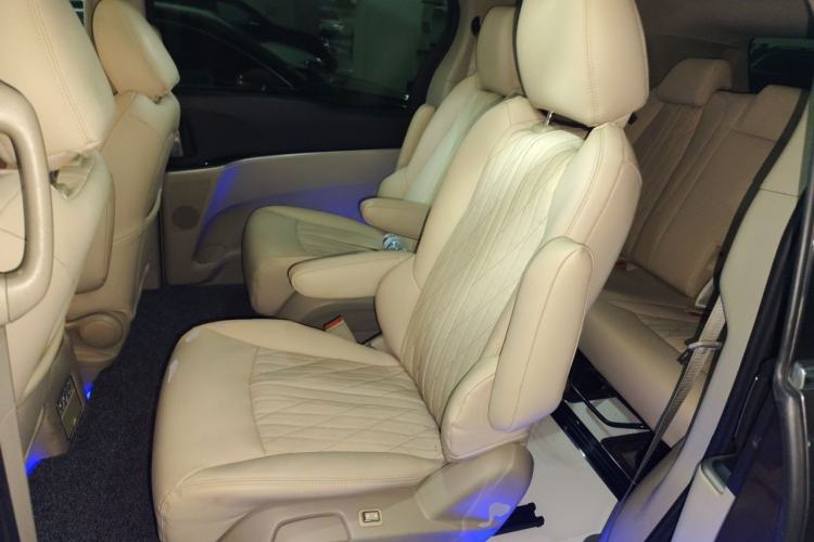 Used Buick GL8 2017 25S Comfort Version China V Standard Left Rear Seat
