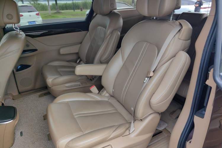 Used Buick GL8 2017 ES 28T Premium Version China V Standard Left Rear Seat