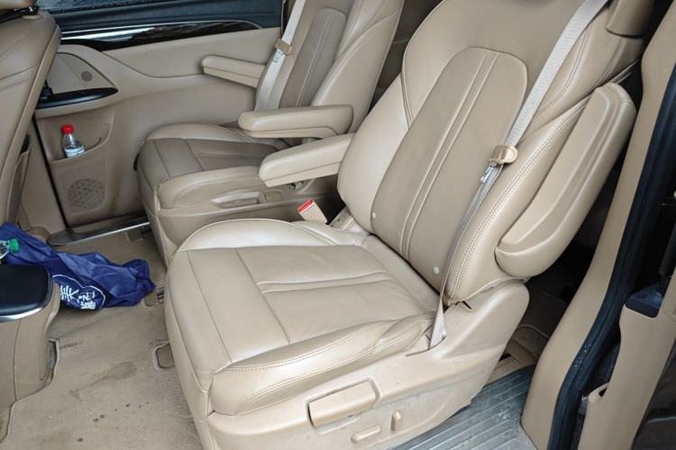 Used Buick GL8 2017 ES 28T Luxury Model China V Standard Left Rear Seat