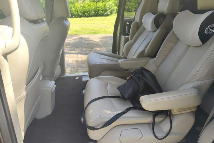 Used Buick GL8 2017 25S Prestige Version China V Standard Left Rear Seat