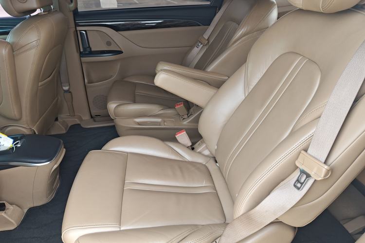 Used Buick GL8 2017 ES 28T Premium Version China V Standard Left Rear Seat