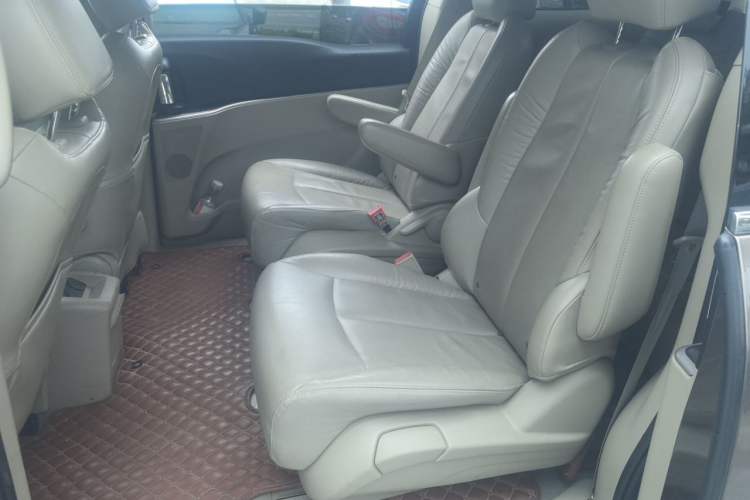 Used Buick GL8 2017 25S Luxury Version China V Standard Left Rear Seat