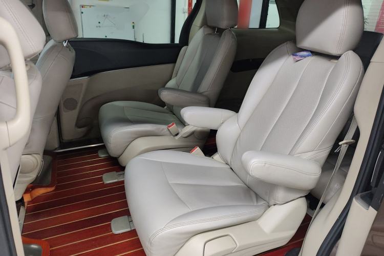 Used Buick GL8 2017 25S Comfort Version China V Standard Left Rear Seat