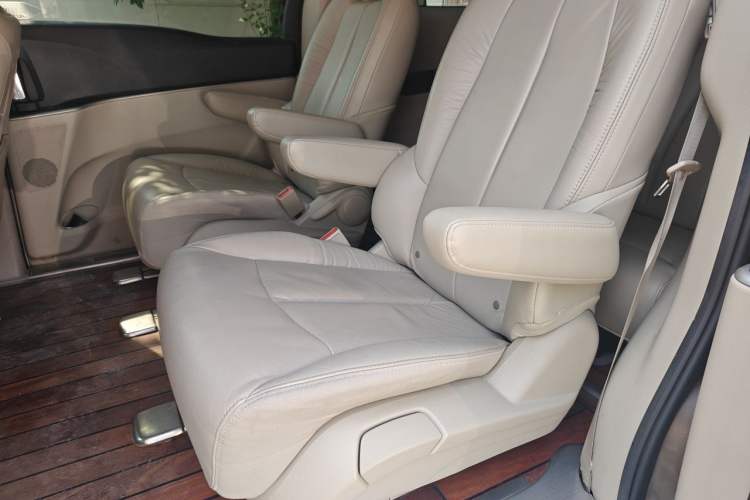 Used Buick GL8 2017 25S Luxury Version China V Standard Left Rear Seat