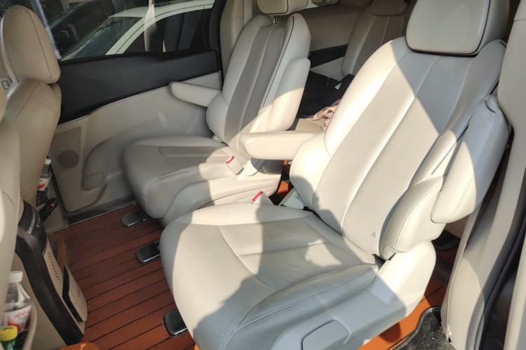 Used Buick GL8 2017 25S Comfort Version China V Standard Left Rear Seat