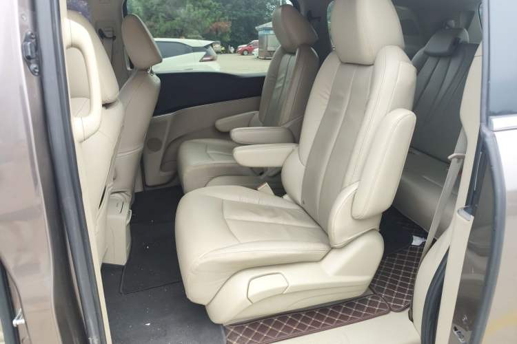 Used Buick GL8 2017 25S Luxury Version China V Standard Left Rear Seat