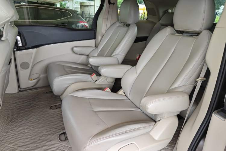 Used Buick GL8 2017 25S Comfort Version China V Standard Left Rear Seat