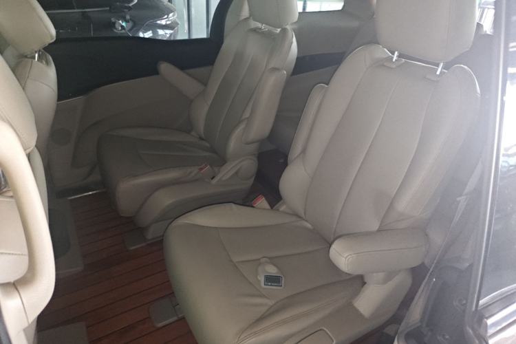 Used Buick GL8 2017 25S Comfort Version China V Standard Left Rear Seat