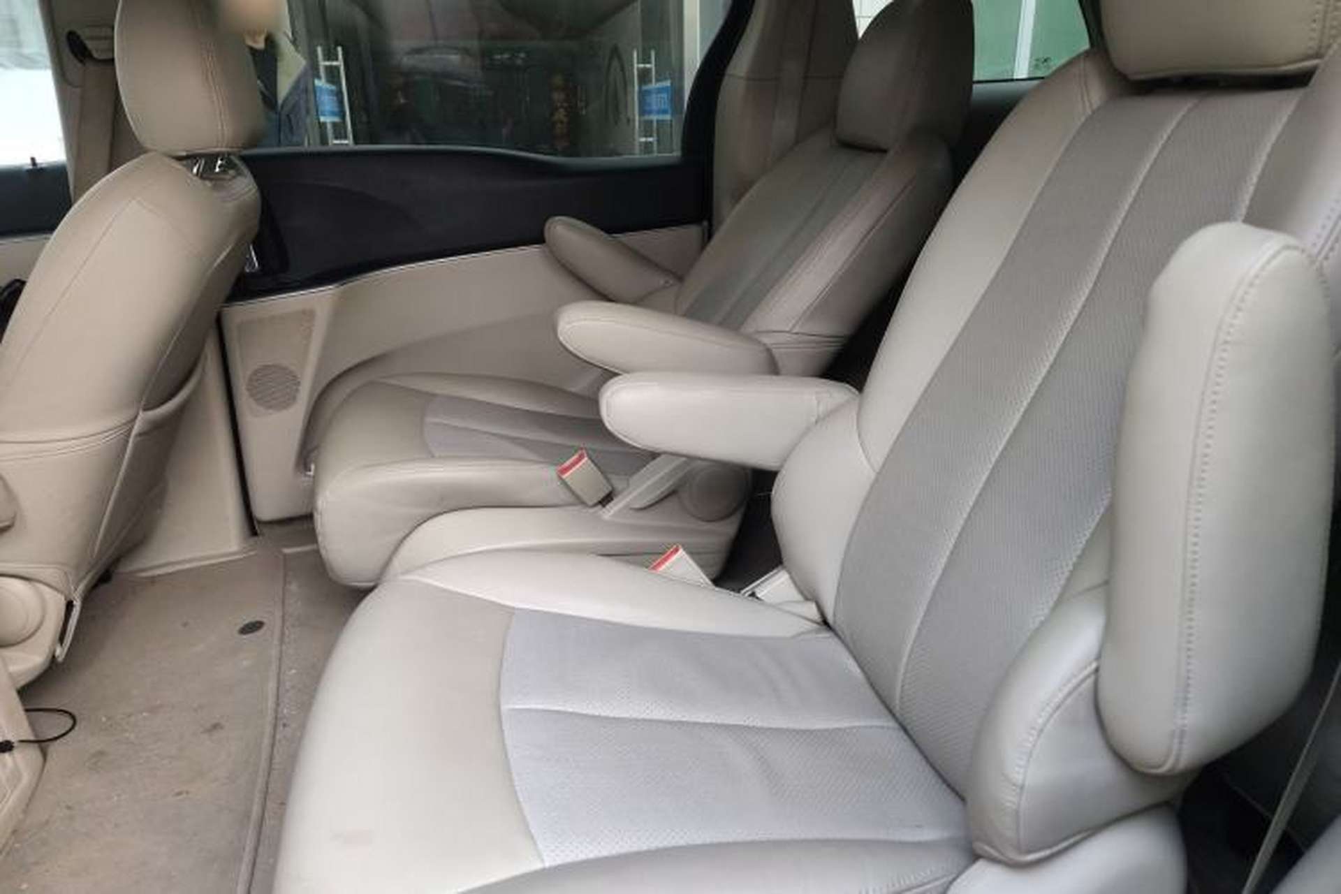 Used Buick GL8 2017 25S Comfort Version China V Standard Left Rear Seat