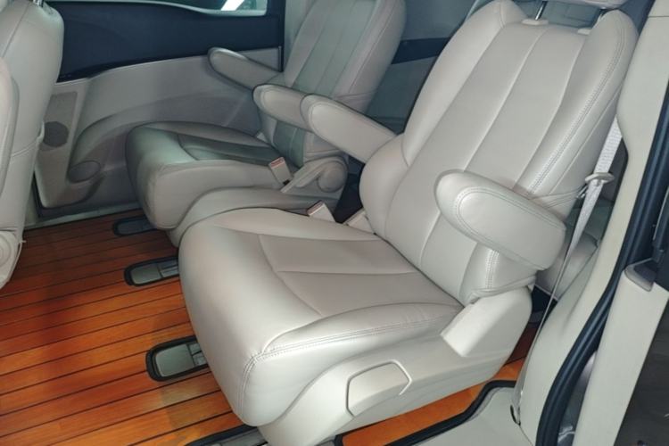 Used Buick GL8 2017 25S Comfort Version China V Standard Left Rear Seat