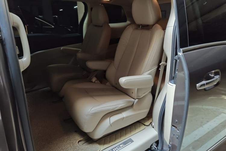 Used Buick GL8 2017 25S Prestige Version China V Standard Left Rear Seat