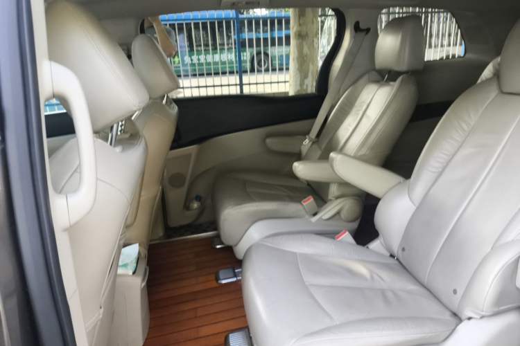 Used Buick GL8 2017 25S Luxury Version China V Standard Left Rear Seat