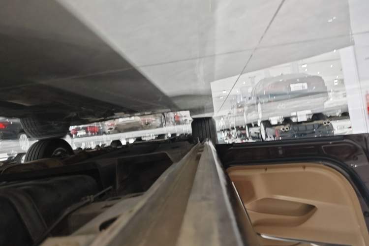 Used Buick GL8 2017 ES 28T Flagship Model China V Standard Left Side Sill