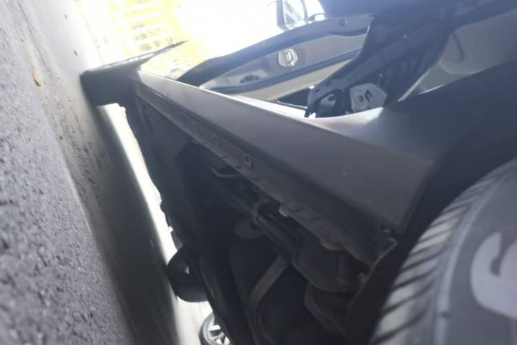 Used Buick GL8 2017 25S Comfort Version China V Standard Left Side Sill