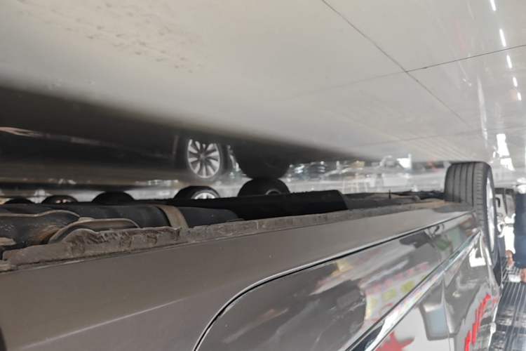 Used Buick GL8 2017 25S Luxury Version China V Standard Left Side Sill