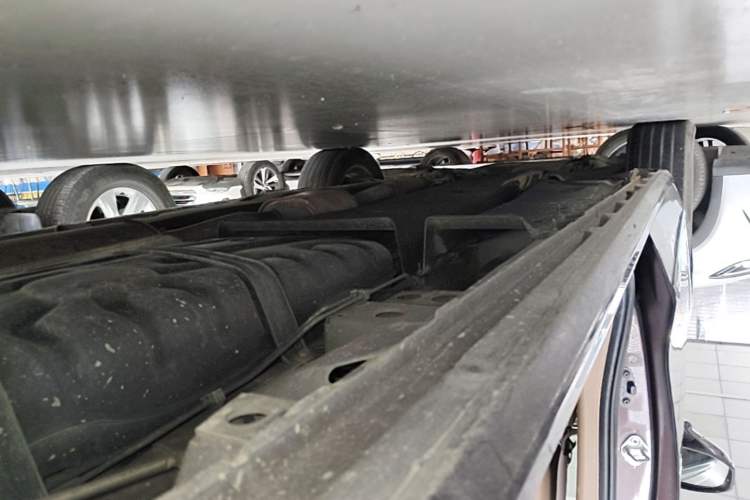 Used Buick GL8 2017 ES 28T Flagship Model China V Standard Left Side Sill