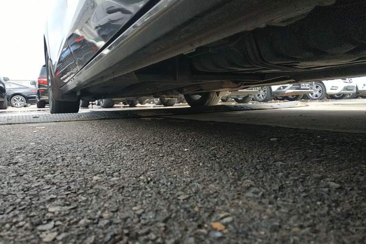 Used Buick GL8 2017 ES 28T Luxury Model China V Standard Left Side Sill