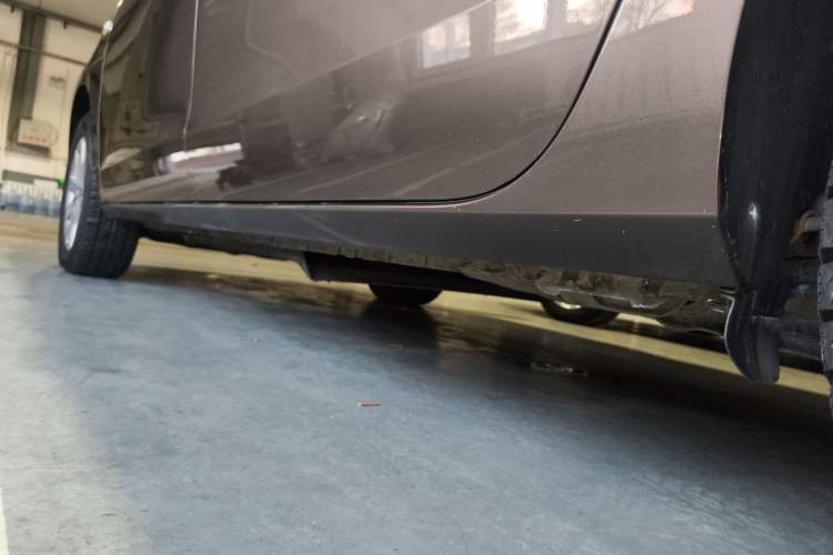 Used Buick GL8 2017 25S Comfort Version China V Standard Left Side Sill