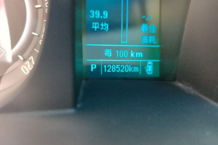 Used Buick GL8 2017 25S Luxury Version China V Standard Odometer Close Up