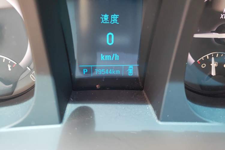 Used Buick GL8 2017 25S Luxury Version China V Standard Odometer Close Up