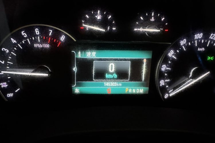Used Buick GL8 2017 ES 28T Flagship Model China V Standard Odometer Close Up